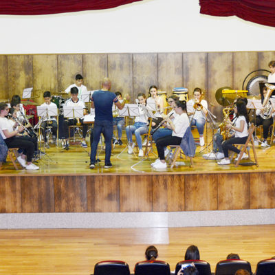 Primeiro concerto da Banda Xuvenil de Música de Arca co gallo das Letras Galegas