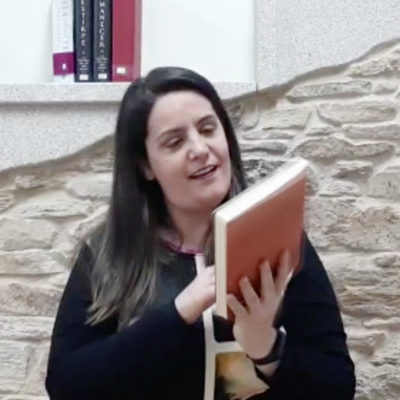 O Pino participa no vídeo co que  persoal de bibliotecas municipais celebran o Día do Libro