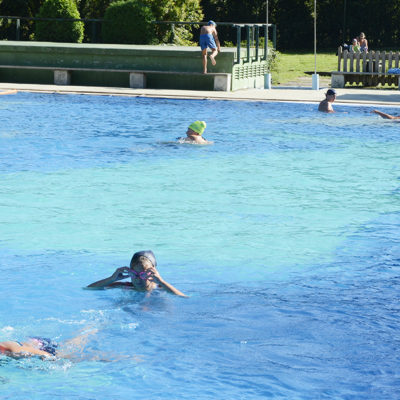 O Pino abre dende hoxe a piscina municipal de Lameiro de 12.00 a 20.00 horas todos os días